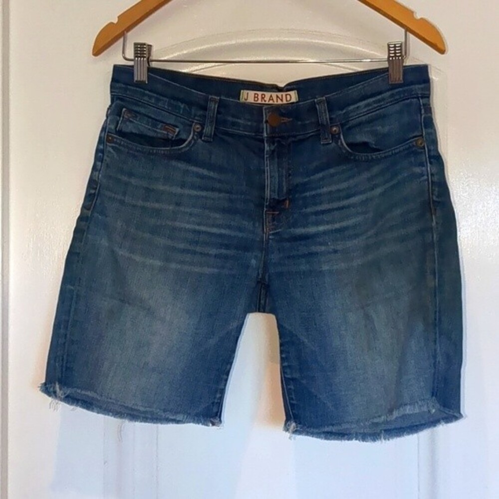 🎆 J Brand cut off denim shorts Size 28 Venice Wash washed and thrashed